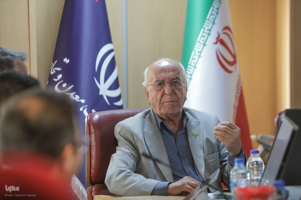 نشست آنسوی شکست