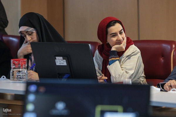 نشست آنسوی شکست