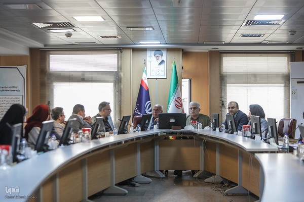 نشست آنسوی شکست