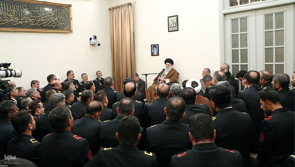 دیدار جمعی از فرماندهان نیروی دریایی ارتش با رهبر معظم انقلاب