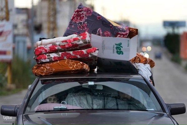 بازگشت مردم جنوب لبنان به خانه پس از آتش بس