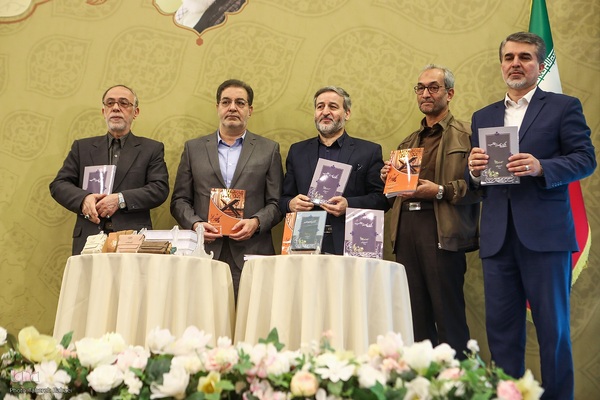 افتتاحیه نوزدهمین نشست تخصصی استادان، قاریان و حافظان ممتاز قرآن کریم