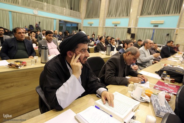 دومین روز نشست تخصصی استادان، قاریان و حافظان قرآن کریم