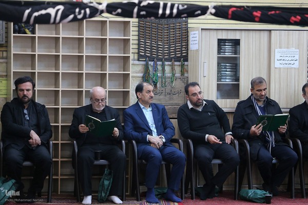 مراسم ترحیم مرحوم یعقوب منصوری پدر کریم منصوری قاری ممتاز و بین المللی کشور