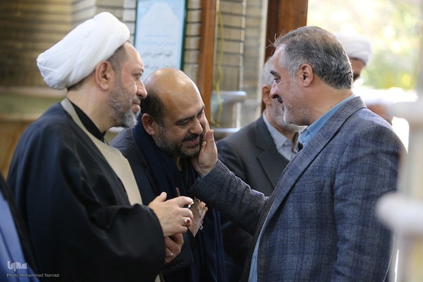 مراسم ترحیم مرحوم یعقوب منصوری پدر کریم منصوری قاری ممتاز و بین المللی کشور