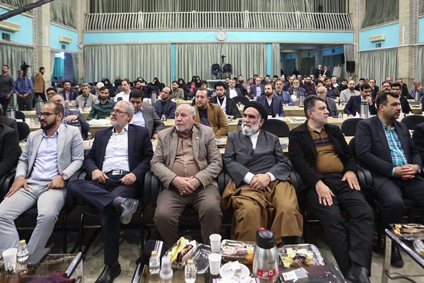 مراسم اختتامیه نشست استادان، قاریان و حافظان قرآن