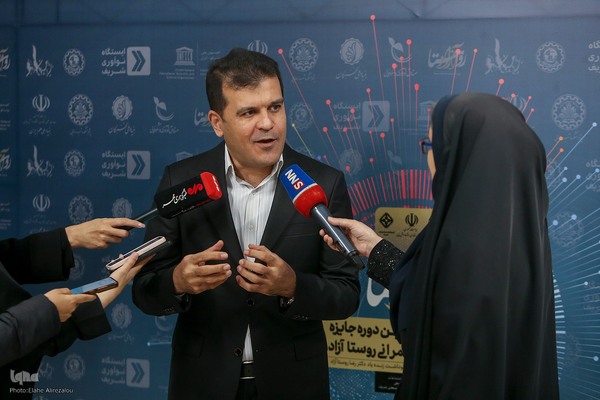 حسین افشین، معاون علمی، فناوری و اقتصاد دانش بنیان رئیس جمهور