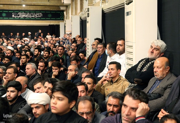 اولین شب مراسم عزاداری حضرت فاطمه‌زهرا (س) در حسینیه امام خمینی(ره)
