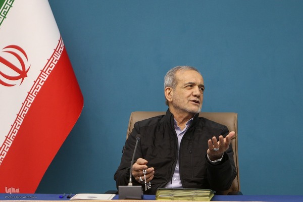 جلسه شورای عالی انقلاب فرهنگی