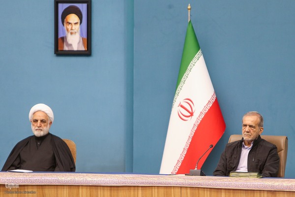 جلسه شورای عالی انقلاب فرهنگی