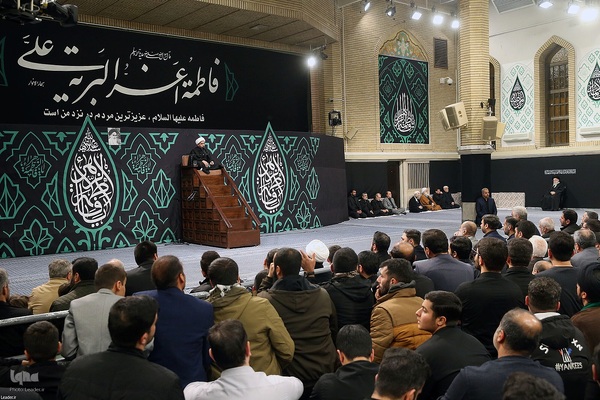 دومین شب مراسم عزاداری حضرت فاطمه‌زهرا (س) در حسینیه امام خمینی(ره)