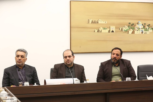 دیدار اعضای سیاستگذاری شانزدهمین همایش بین‌المللی بانوان قرآن‌پژوه با وزیر ارشاد