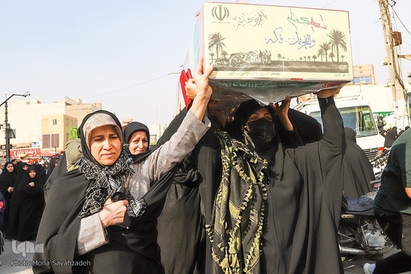 تشییع پیکرهای مطهر شهدای گمنام در اهواز