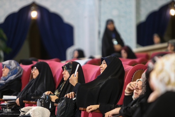 ششمین شب مسابقات سراسری قرآن در بخش بانوان