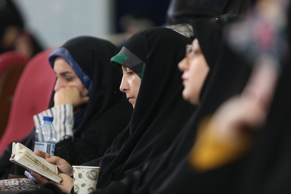 ششمین شب مسابقات سراسری قرآن در بخش بانوان