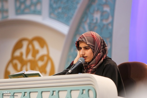 هفتمین شب مسابقات سراسری قرآن در بخش بانوان