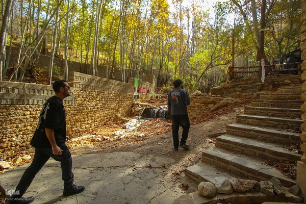 طبیعت پاییزی روستای قلات شیراز