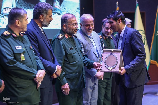 اختتامیه نخستین رویداد ملی «اعطای نشان فردوس»