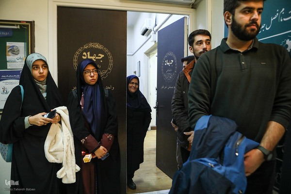 مرحله مقدماتی سیزدهمین دوره مسابقات مناظره دانشجویان ایران