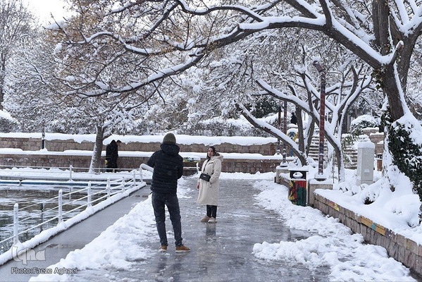 بارش برف پاییزی در مشهد