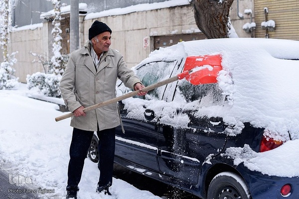 بارش برف پاییزی در مشهد