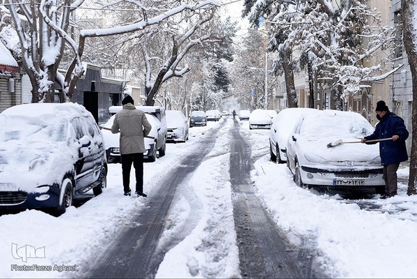 بارش برف پاییزی در مشهد
