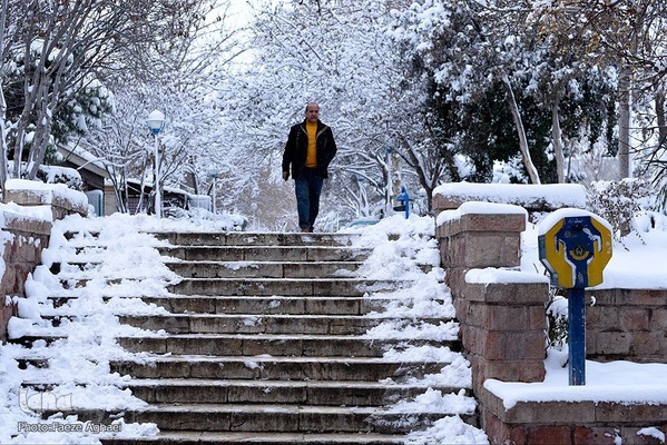 بارش برف پاییزی در مشهد