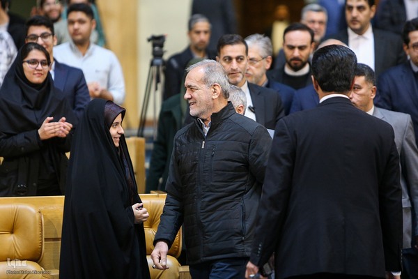 تجلیل از مدال آوران المپیاد ۲۰۲۴ با حضور رییس جمهور