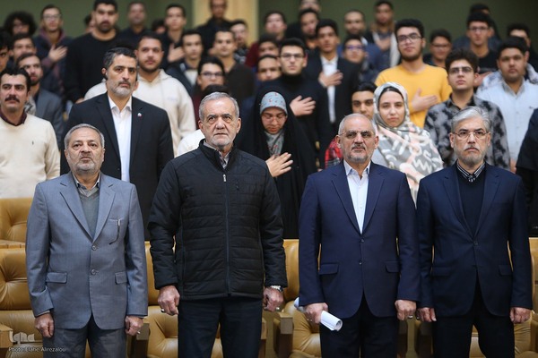 تجلیل از مدال آوران المپیاد ۲۰۲۴ با حضور رییس جمهور