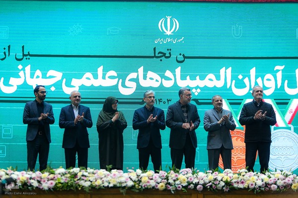 تجلیل از مدال آوران المپیاد ۲۰۲۴ با حضور رییس جمهور