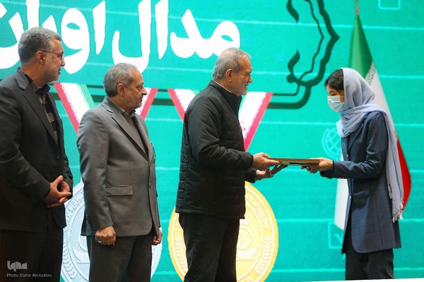 تجلیل از مدال آوران المپیاد ۲۰۲۴ با حضور رییس جمهور