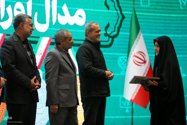 تجلیل از مدال آوران المپیاد ۲۰۲۴ با حضور رییس جمهور
