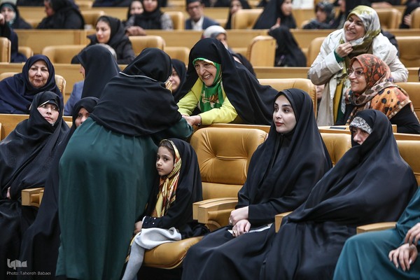 مراسم بزرگداشت هفته زن و روز مادر