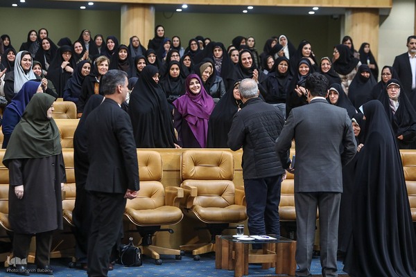 مراسم بزرگداشت هفته زن و روز مادر