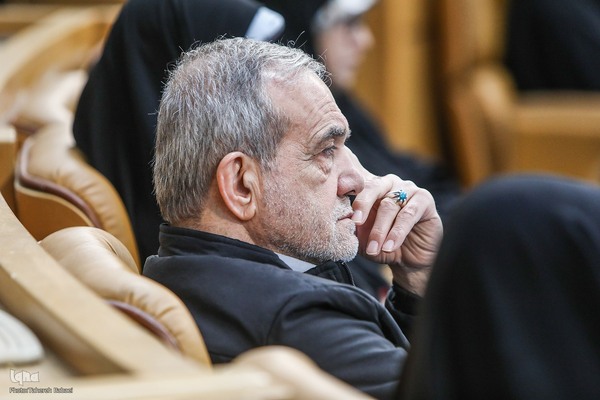 مراسم بزرگداشت هفته زن و روز مادر