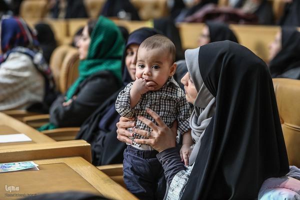 مراسم بزرگداشت هفته زن و روز مادر