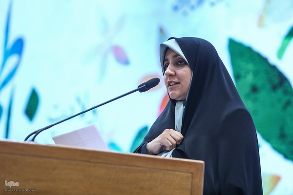 مراسم بزرگداشت هفته زن و روز مادر