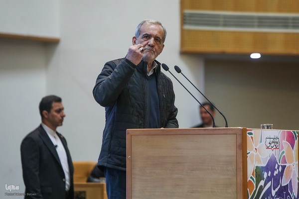 مراسم بزرگداشت هفته زن و روز مادر