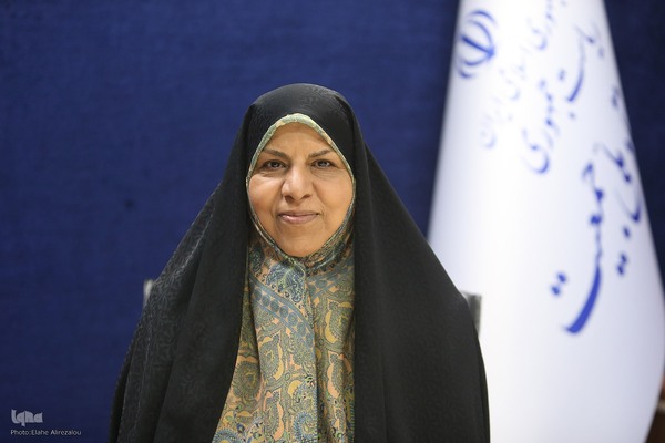 مرضیه وحید دستجردی