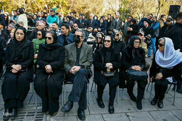 میان هزاران هزار صدا شاخص بود