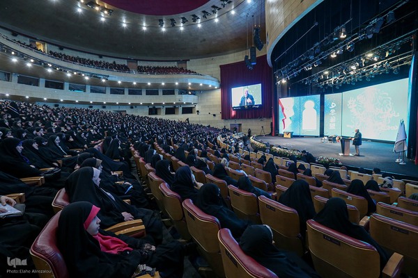 شانزدهمین همایش بانوان قرآن‌پژوه