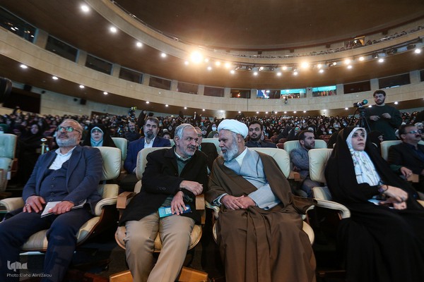 شانزدهمین همایش بانوان قرآن‌پژوه