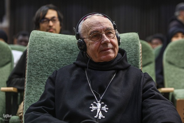 روبرت لوگال اسقف اعظم شهر«تولوز»