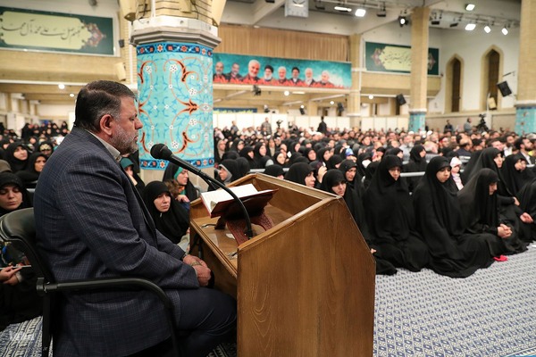 دیدار جمعی از خانواده‌های شهدای مدافع حرم و مقاومت با رهبر معظم انقلاب