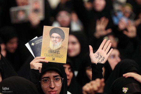 دیدار جمعی از خانواده‌های شهدای مدافع حرم و مقاومت با رهبر معظم انقلاب