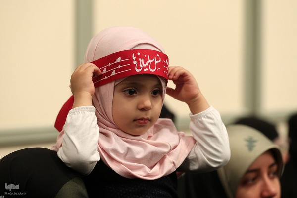 دیدار جمعی از خانواده‌های شهدای مدافع حرم و مقاومت با رهبر معظم انقلاب