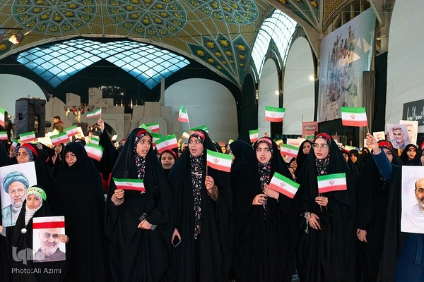 اجتماع بزرگ دختران حاج قاسم در اصفهان