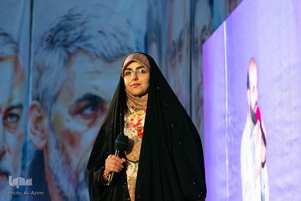 اجتماع بزرگ دختران حاج قاسم در اصفهان