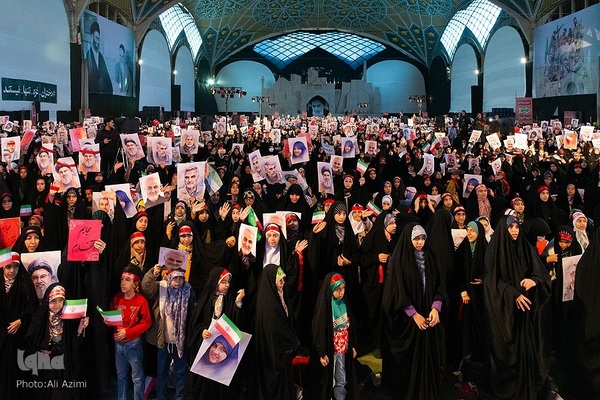 اجتماع بزرگ دختران حاج قاسم در اصفهان