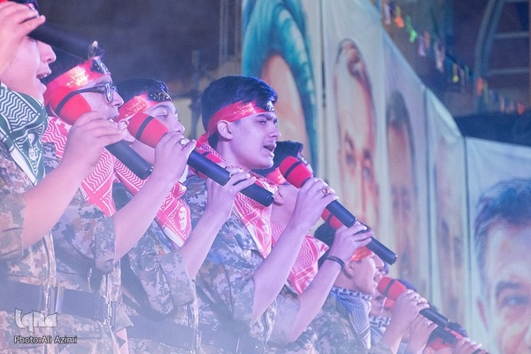 اجتماع بزرگ دختران حاج قاسم در اصفهان